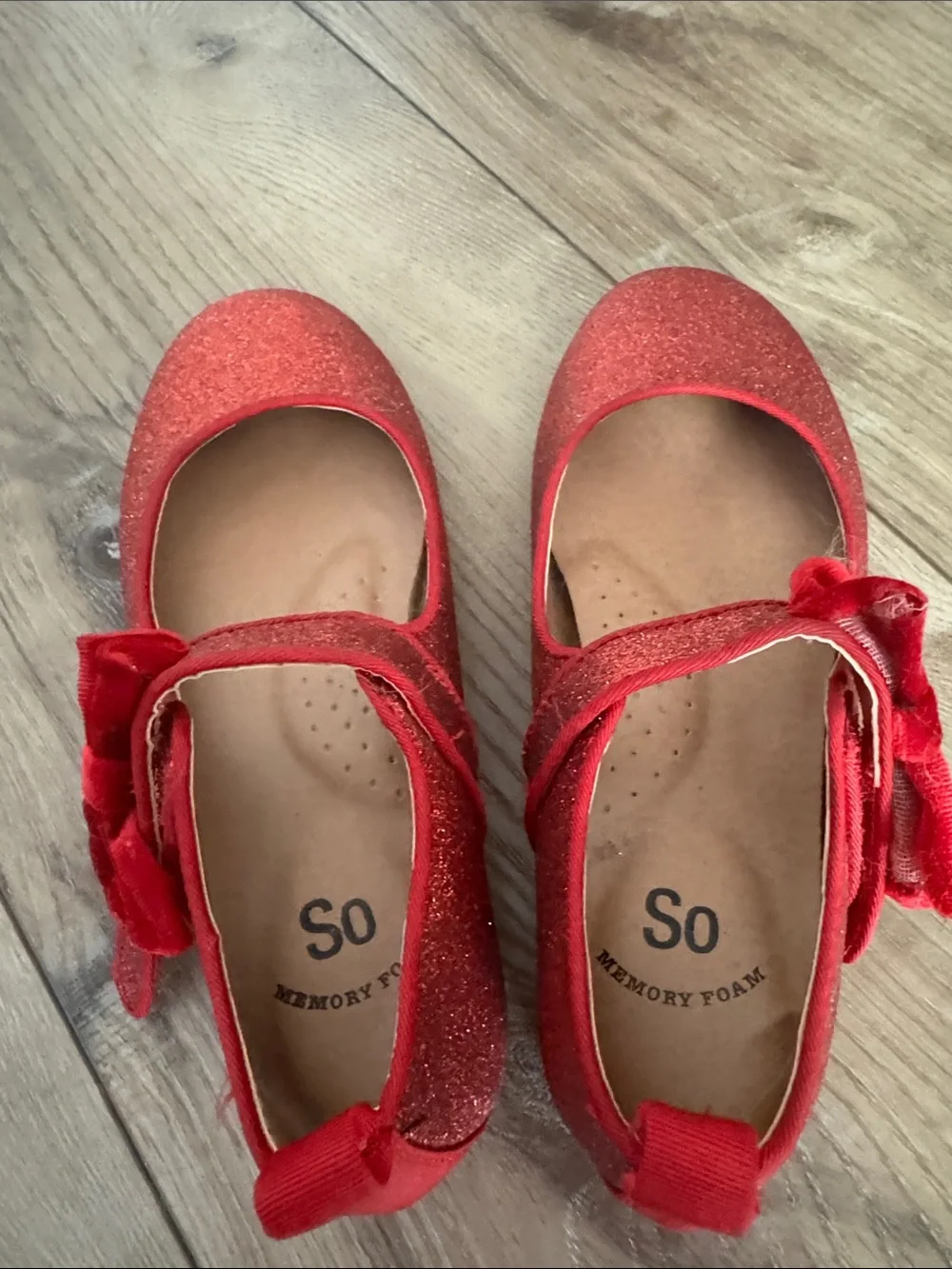 SO Red Glitter Mary Jane Dress Shoes with Bow Strap